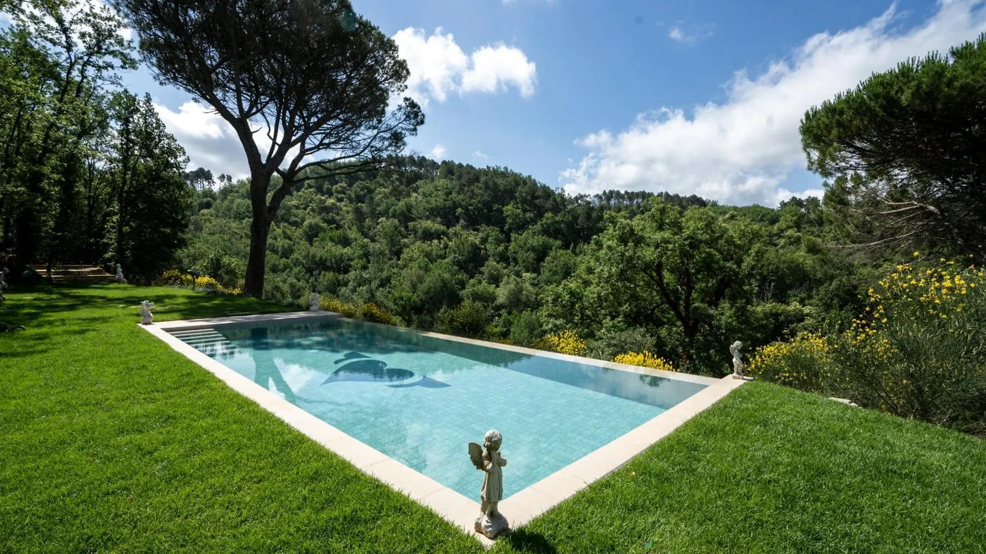 Campsite Glamping A Castel Dell'Aquila Hotel Gragnola