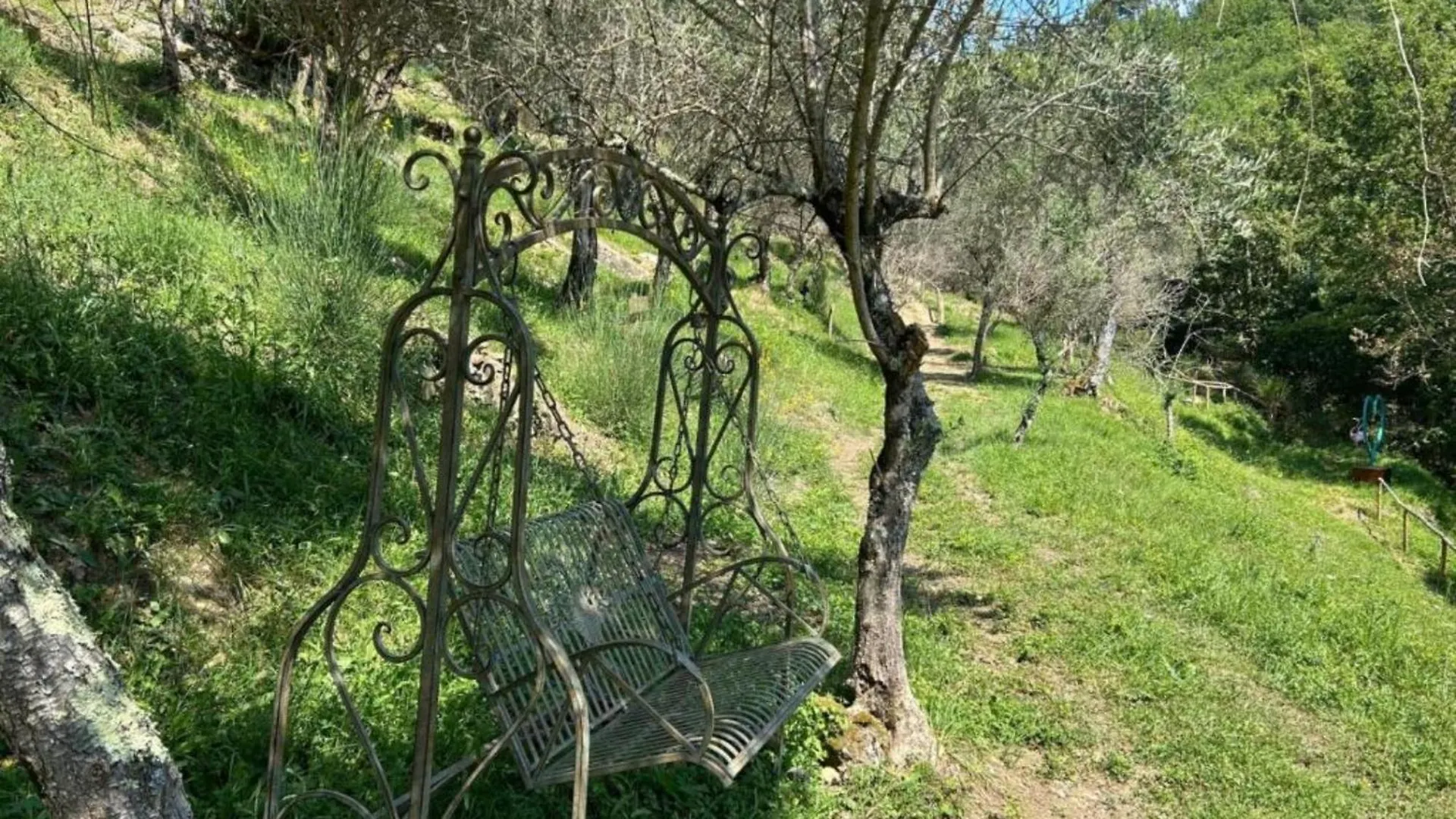 Glamping A Castel Dell'Aquila Hotel Gragnola Campsite